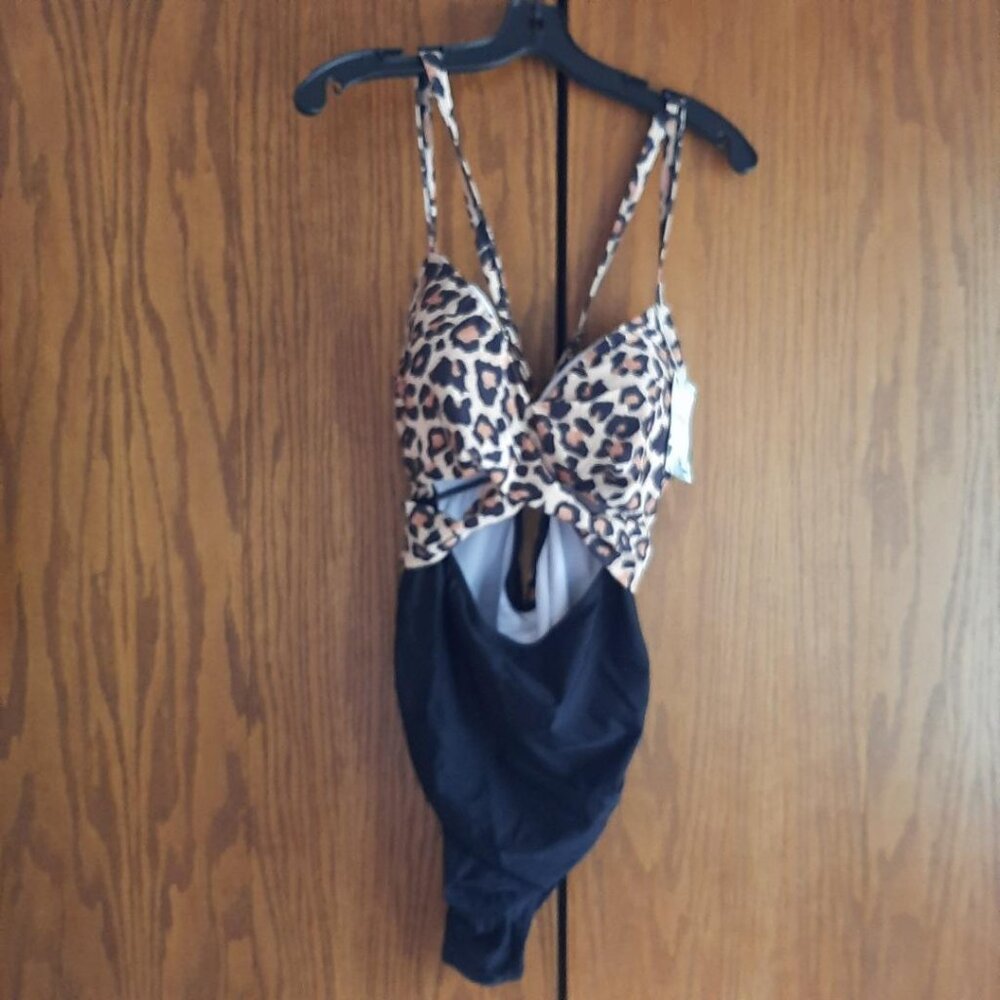 New ! One Piece Swimsuit EoMenie Push Up Bra Side Tie Leopard /Black Size XL